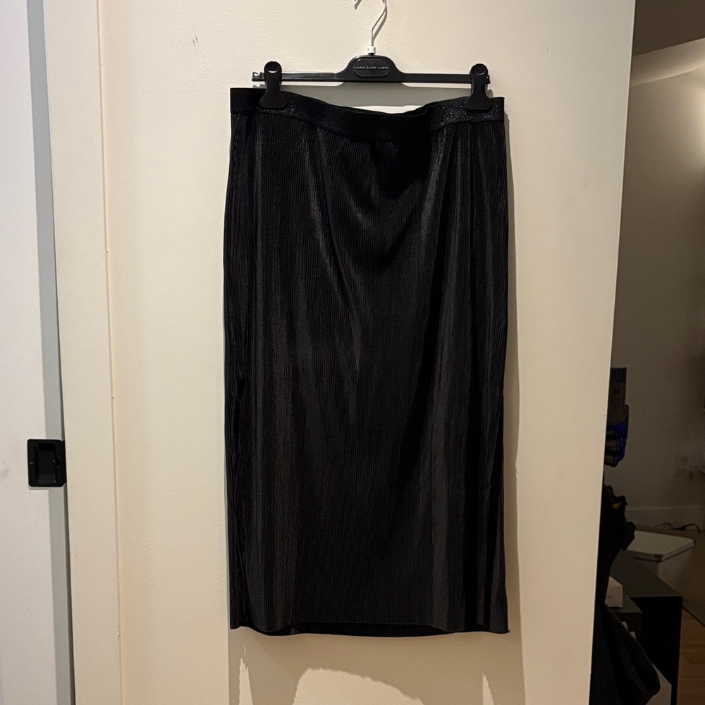 River Island Black Pencil Skirt